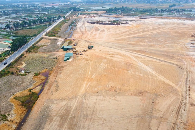 Amata Group and its partner want to build 2 1,400 ha industrial parks ...